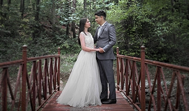 Pre-wedding shoots by Color Click Studio