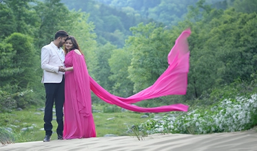 Pre-wedding shoots by Color Click Studio