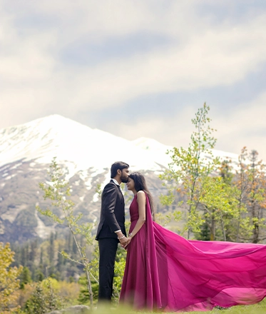 Pre-wedding shoots by Color Click Studio